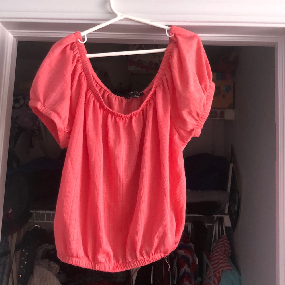 salmon cropped shirt